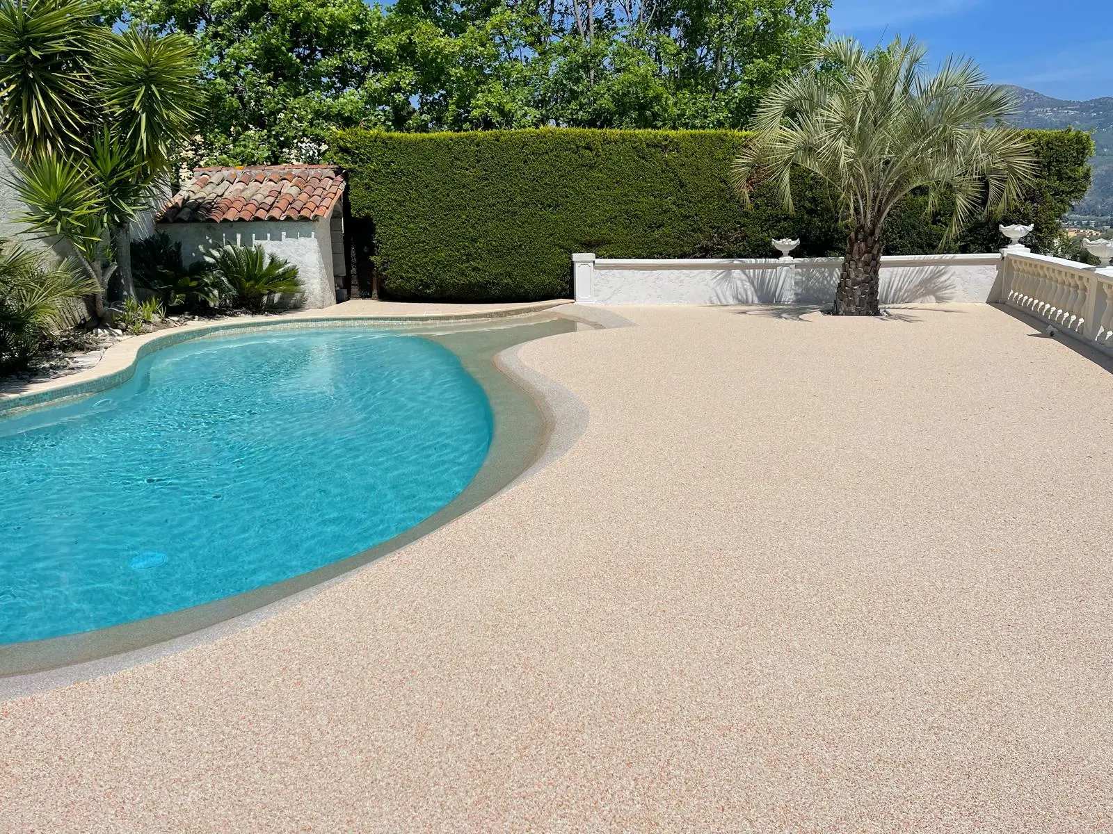 Revêtement des sols Vidauban – prestations sur mesure en résine, carrelage, béton ciré, marbre et travertin